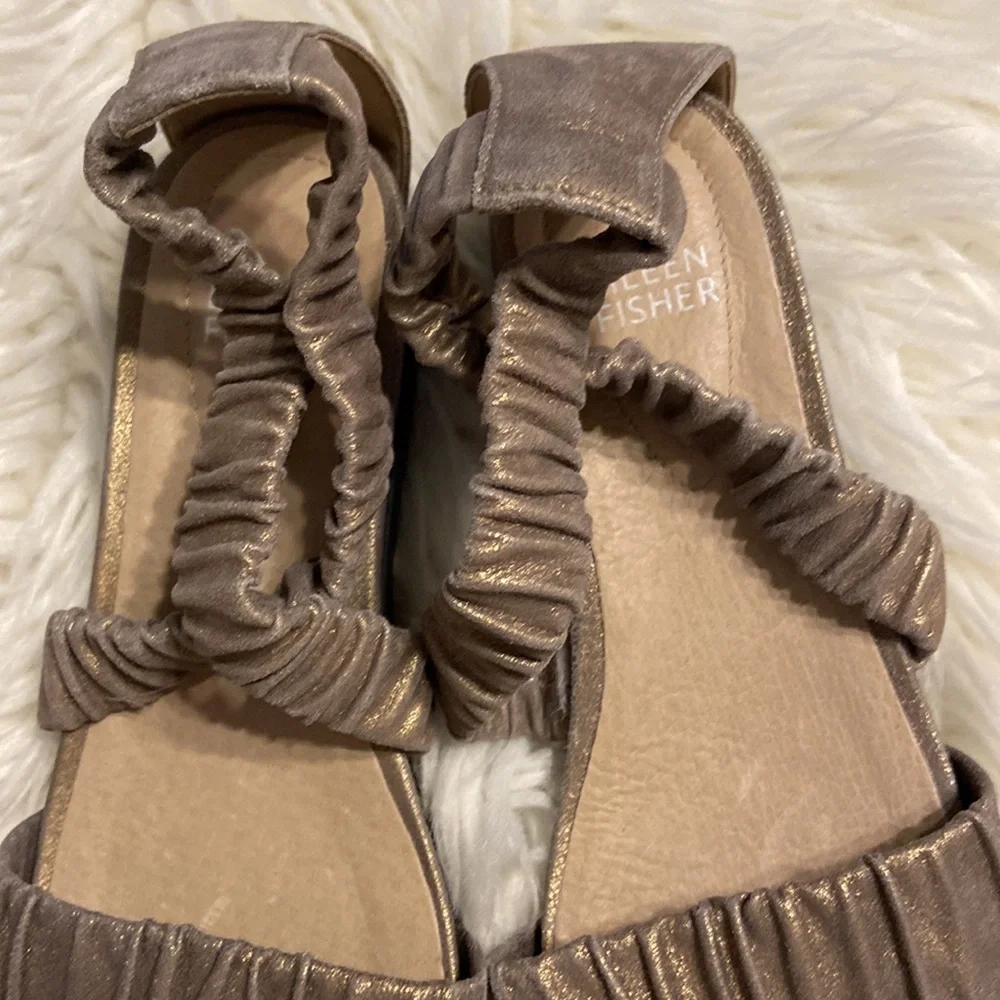 EILEEN FISHER Sandals size 6.5 BNWOT see all photos perfect for summer